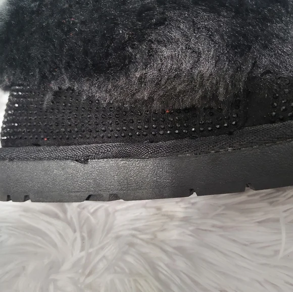 *AKIRA* Azalea Wang Cindy Soft Faux Suede Slipper in BLACK (Size 10) - Picture 5 of 9